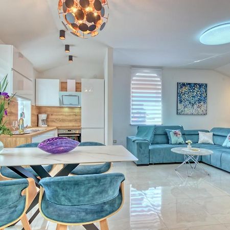Apartments Birimac بولا المظهر الخارجي الصورة