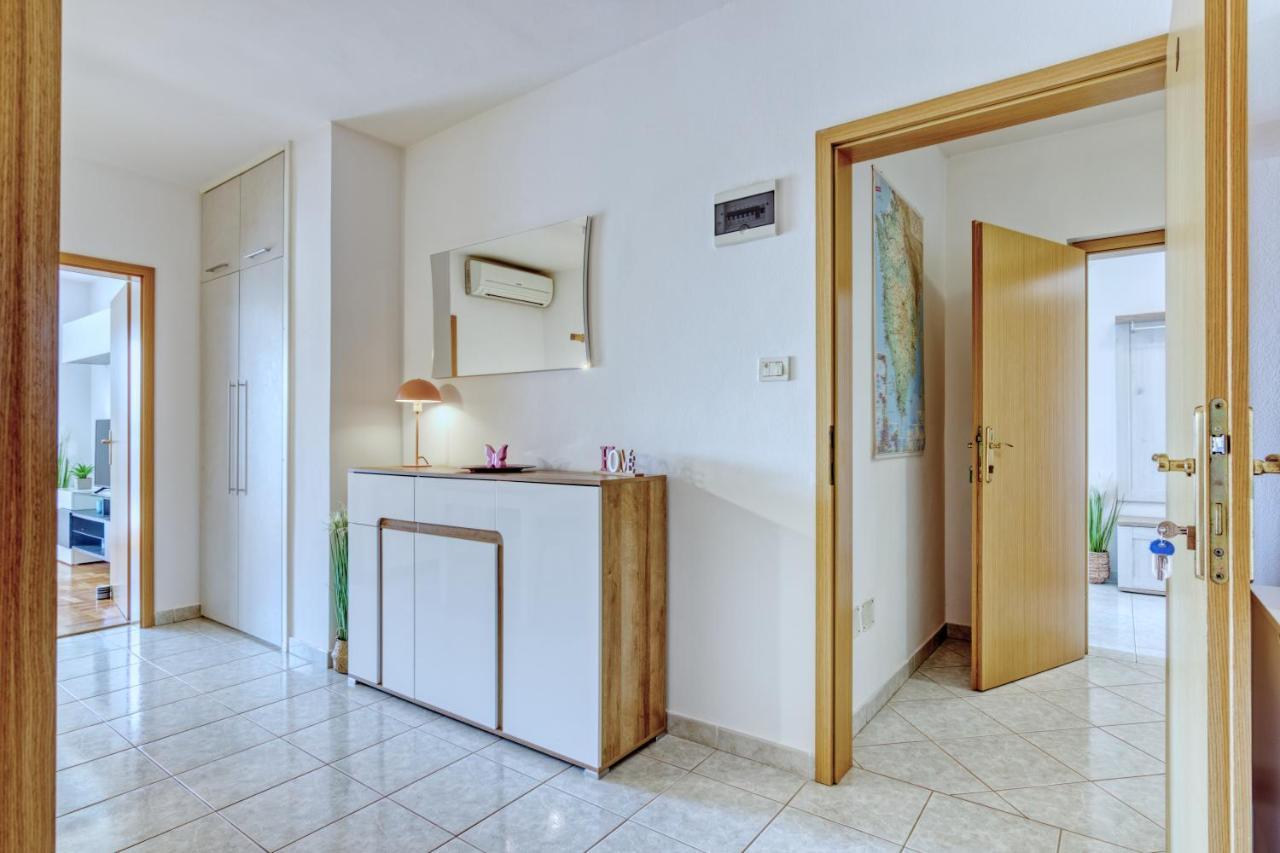 Apartments Birimac بولا المظهر الخارجي الصورة